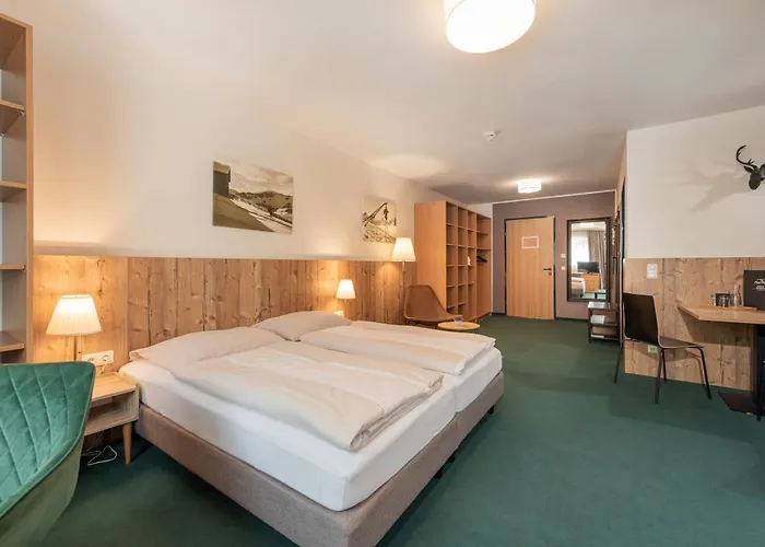Alpenparks Hotel Montana